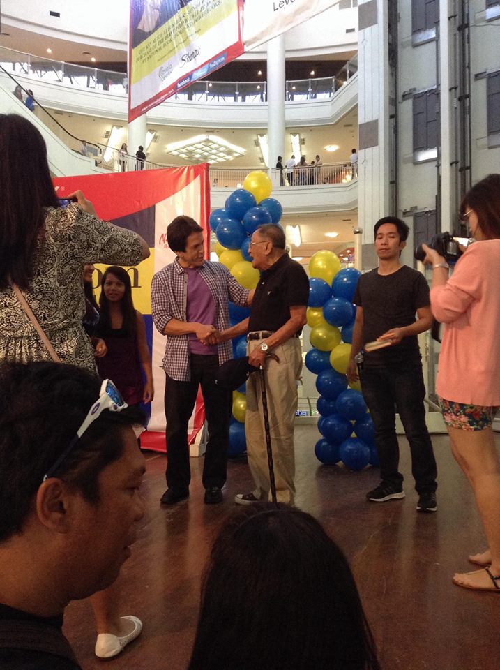 Mitch Meeting his oldest fan in Cebu