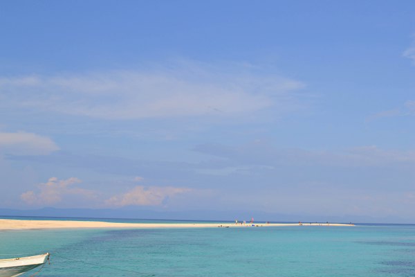 Milk white sandbar of Kalanggaman island