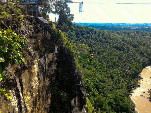 What to do in Danano Bohol