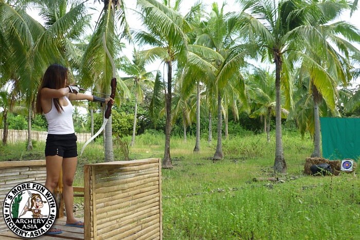 Archery in Moalboal