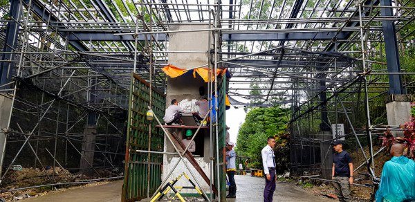 Cebu Safari Main Entrance