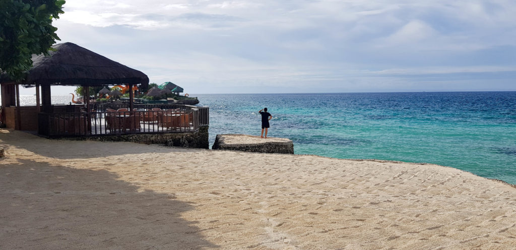 Mangodlong Paradise Whitesand Beach Resort