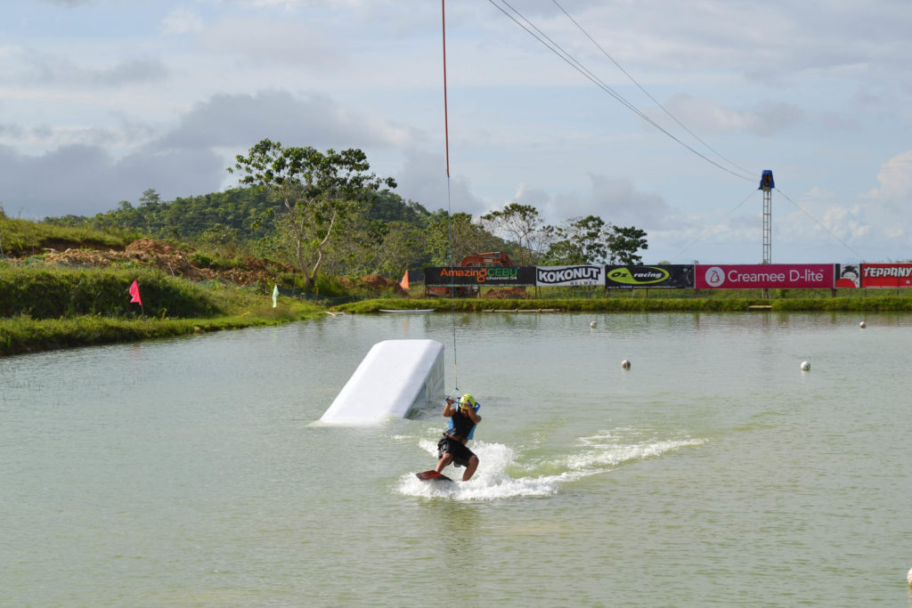 wakeboarding in Danasan