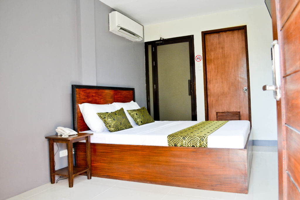 middle class resort in tabuelan cebu