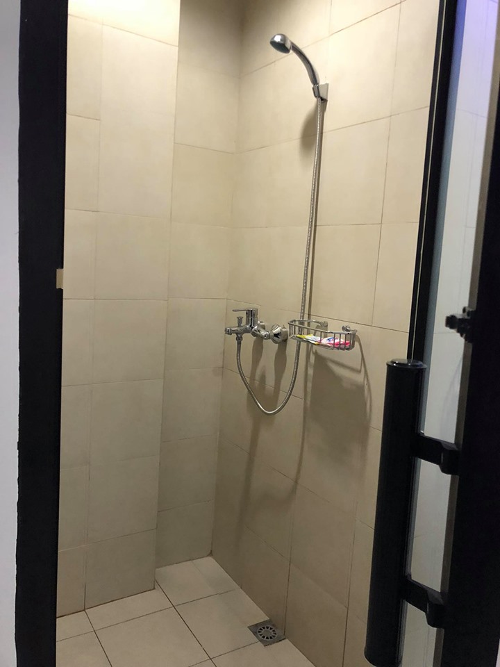 resort with nice bathroom in maravilla tabuelan