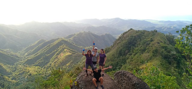 Mayana Peak Day Hike San Carlos City